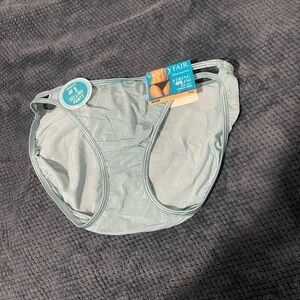 String Bikini Undies